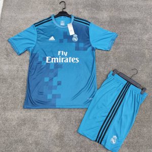 کیت سوم پیراهن شورت رئال مادرید سبز 2017-2018 کلاسیک