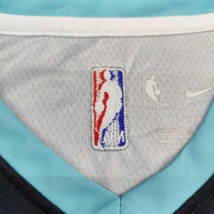 ست بسکتبالی لس انجلس لیکرز شماره 23