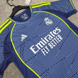 لباس دوم رئال مادرید 2026