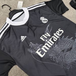 لباس کلاسیک رئال مادرید 2014-2015