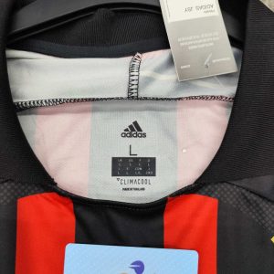 لباس اول کلاسیک آث میلان 2007-2006