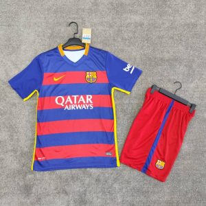 لباس اول بارسلونا 2015-2016